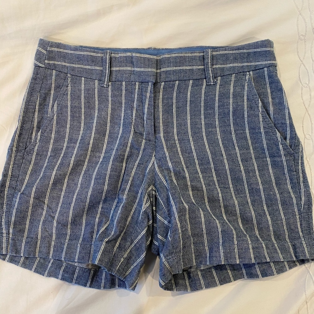 J.CREW BLUE/WHITE STRIPPED SHORTS